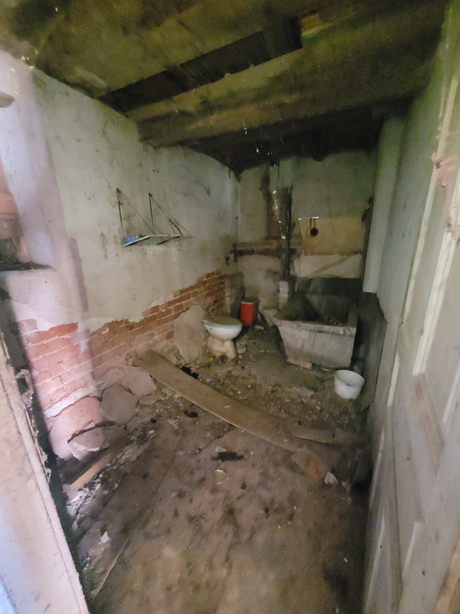 Продава КЪЩА, с. Радишево, област Плевен, снимка 5 - Къщи - 53647525