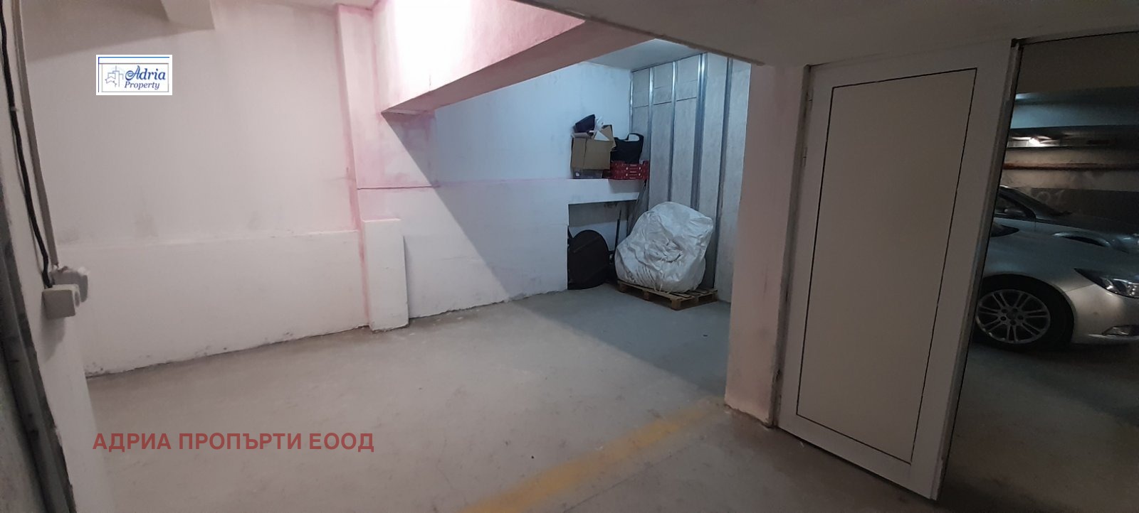 Продава ГАРАЖ, ПАРКОМЯСТО, гр. София, Център, снимка 3 - Гаражи и паркоместа - 53941254