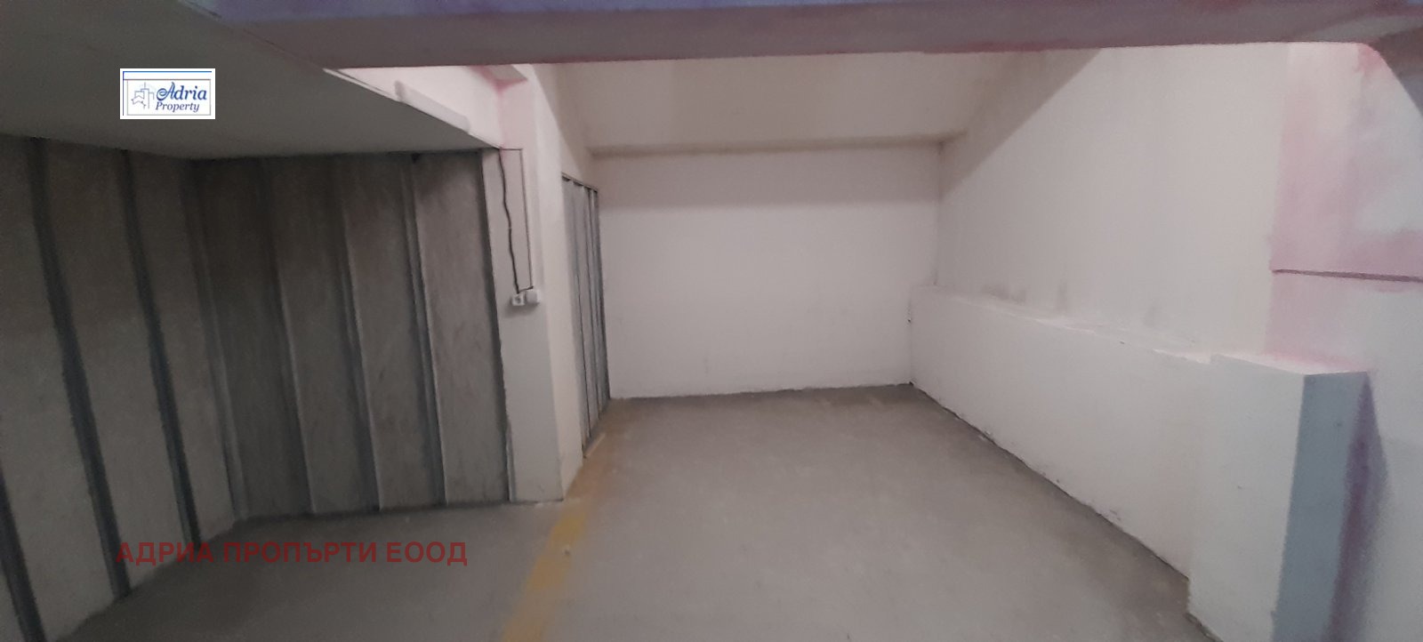 Продава ГАРАЖ, ПАРКОМЯСТО, гр. София, Център