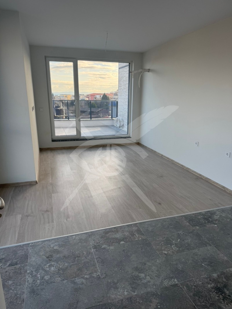 Продава 2-СТАЕН в област Бургас, с. Равда - 120 кв.м / 160 000 € » 312 932.80 лв., ЕКС НВД БУРГАС ООД