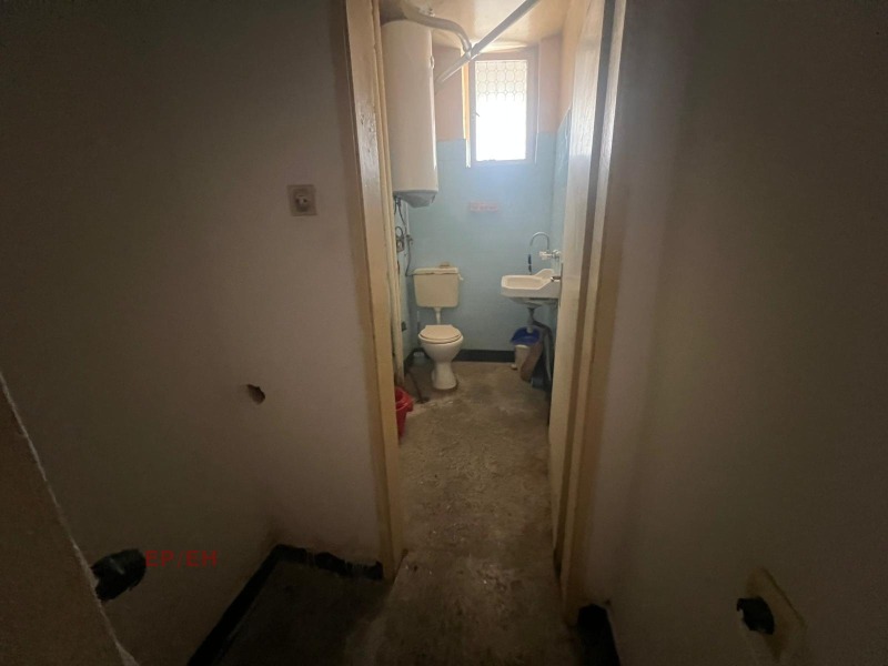 En venta  1 dormitorio Shumen , Tsentar , 40 metros cuadrados | 53932572 - imagen [4]