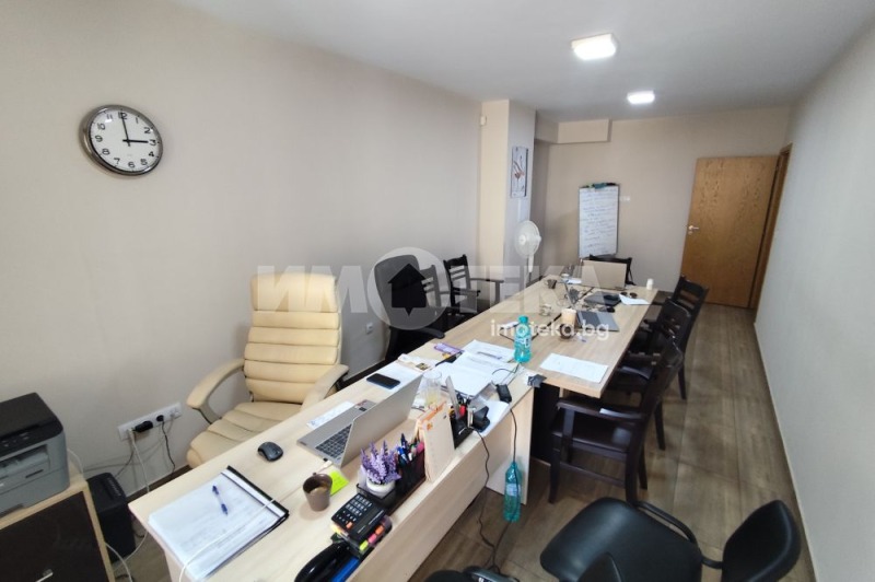 Продава  Офис град София , Борово , 230 кв.м | 61374619