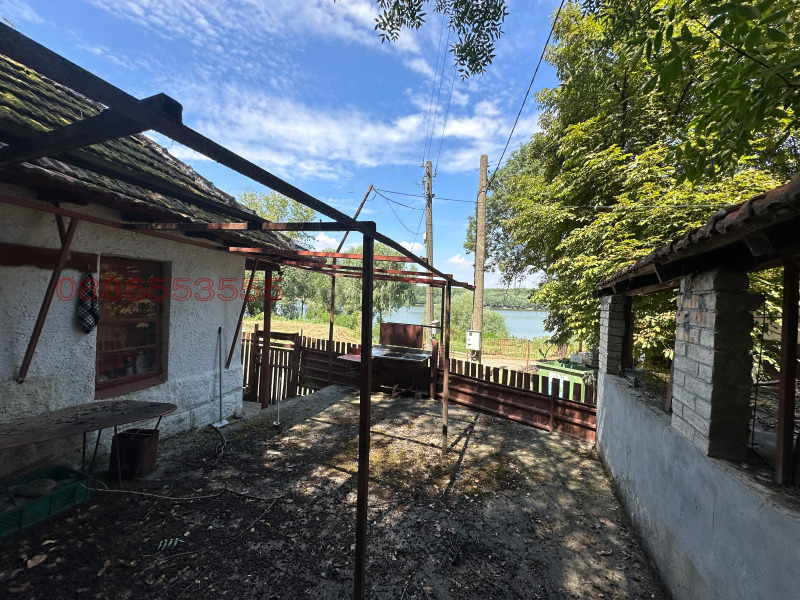 Продава КЪЩА, гр. Русе, Център, снимка 2 - Къщи - 52779276