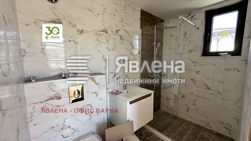 Продава КЪЩА, с. Приселци, област Варна, снимка 11 - Къщи - 49443761