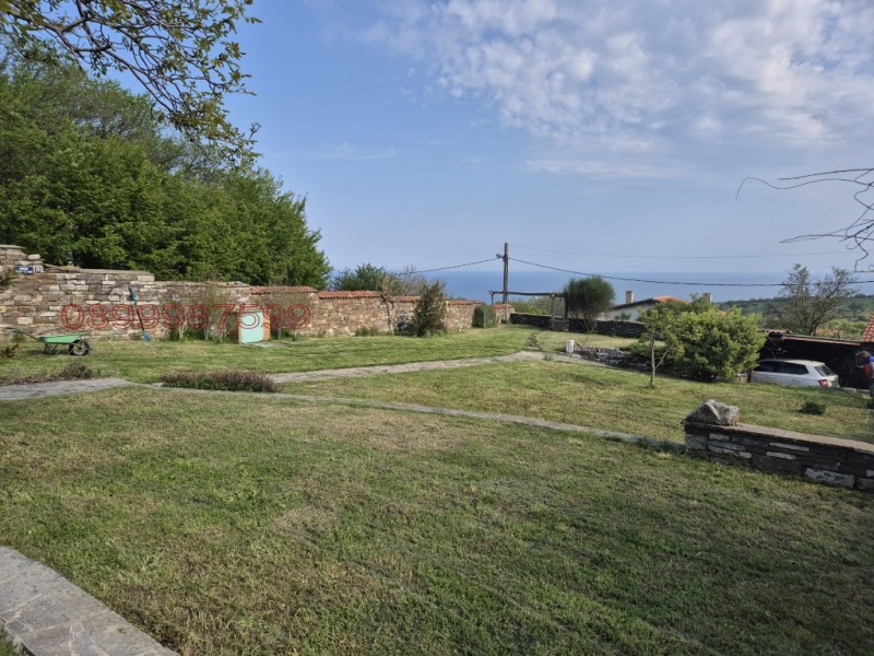 Продава ВИЛА, с. Емона, област Бургас, снимка 9 - Вили - 52779424