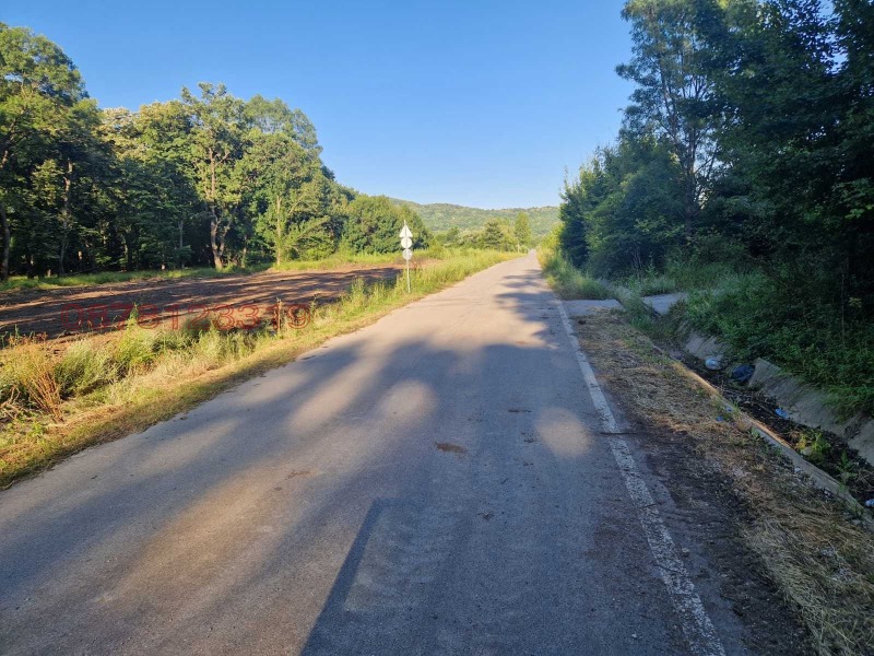 Продава  Парцел град Враца , Студентски град , 12000 кв.м | 70020596