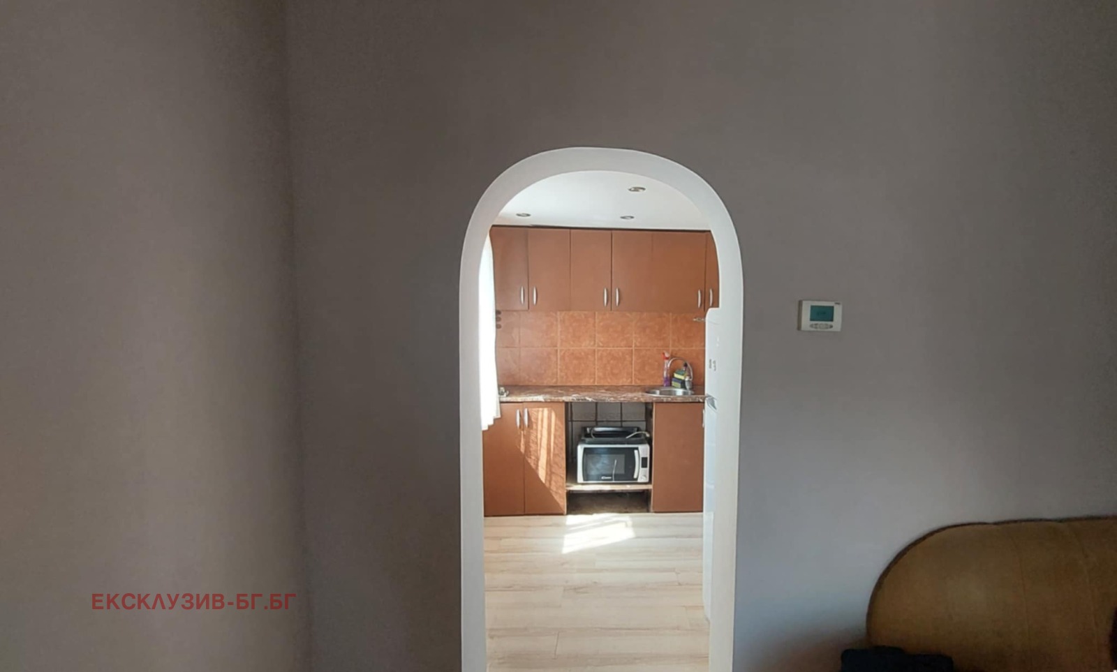 Продава КЪЩА, гр. Шумен, Басейна, снимка 7 - Къщи - 56114252