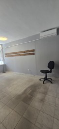 Продава МАГАЗИН, град София, Хладилника • 115000 € / 224920.45 лв. • 53555051 4
