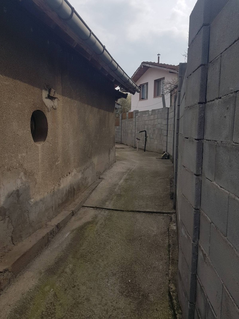 Продава КЪЩА в град Плевен, Идеален център - 65 кв.м / 85 000 € » 166 245.55 лв., ФОР СЕЛ РЕАЛ ЕСТЕЙТ