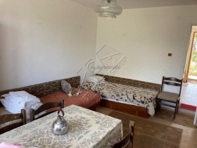Hus Ravadinovo, region Burgas 6
