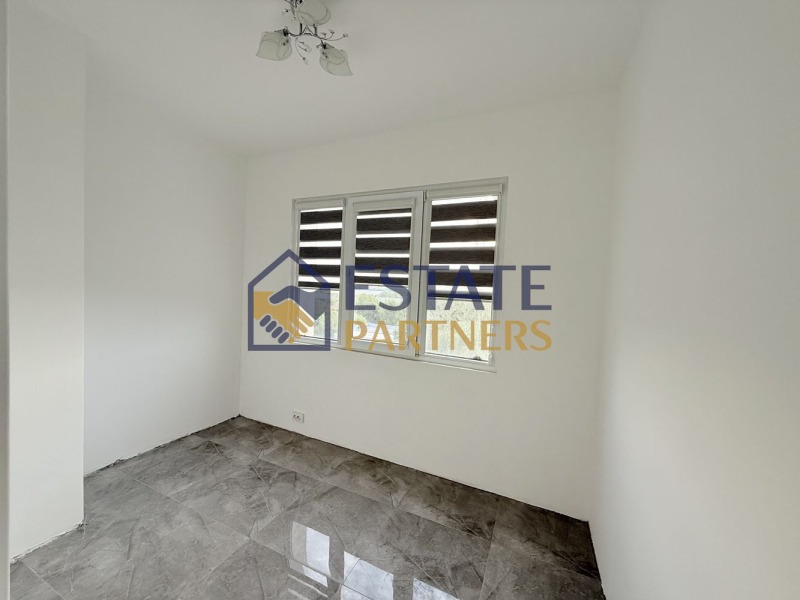 Продава 2-СТАЕН, гр. Пловдив, Коматево, снимка 2 - Апартаменти - 52655925