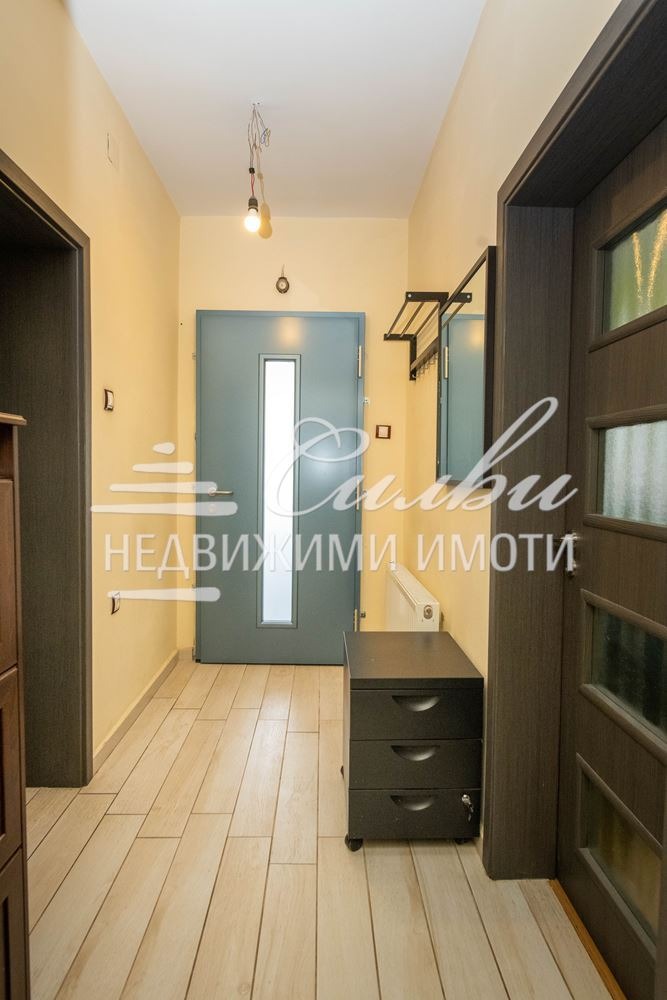 Продава ЕТАЖ ОТ КЪЩА, гр. Шумен, Военно училище, снимка 7 - Етаж от къща - 55950397