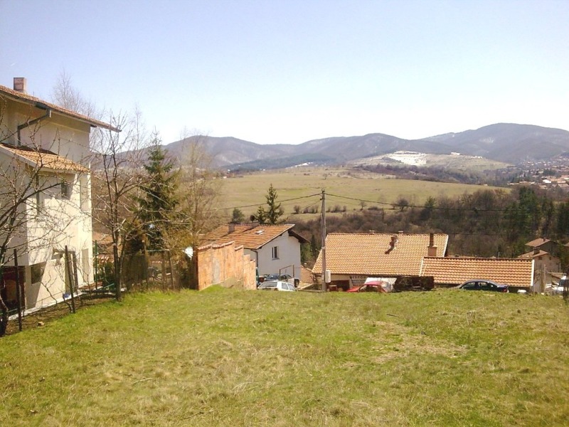 Продава ПАРЦЕЛ в град София, гр. Банкя - 531 кв.м / 205 000 € » 400 945.15 лв., КАНТОРА НЕДВИЖИМИ ИМОТИ 'БАНКЯ'