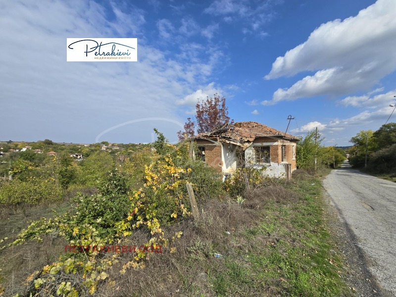 Продава ПАРЦЕЛ в област Бургас, с. Момина църква - 1047 кв.м / 7 000 € » 13 690.81 лв., ПЕТРАКИЕВИ ООД