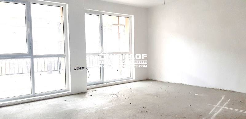 In vendita  1 camera da letto Plovdiv , Vastanicheski , 69 mq | 56593278 - Immagine [2]