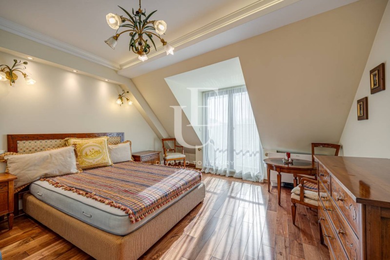Myytävänä  3 makuuhuonetta Sofia , ž.gr.Južen park , 275 neliömetriä | 77638268 - kuva [7]