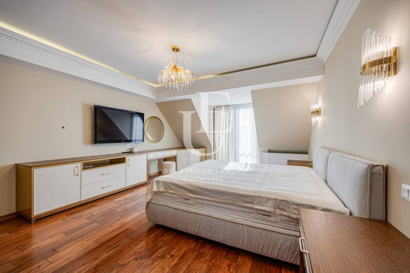 Myytävänä  3 makuuhuonetta Sofia , ž.gr.Južen park , 275 neliömetriä | 77638268 - kuva [14]