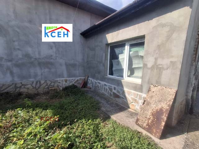 Продава КЪЩА, с. Светлен, област Търговище, снимка 12 - Къщи - 56195934