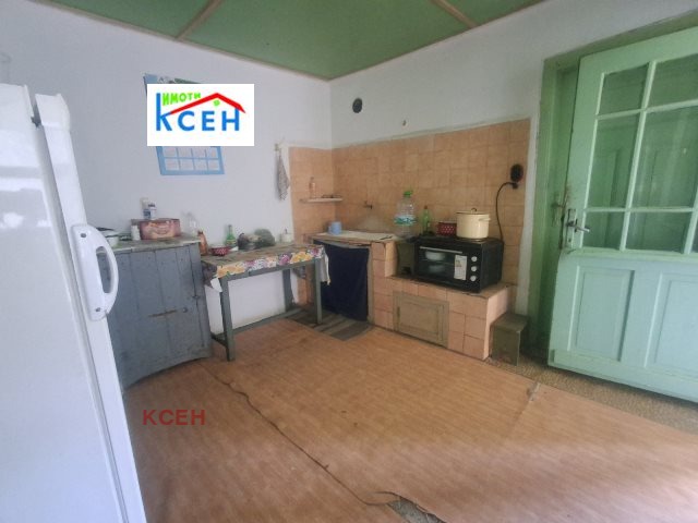 Продава КЪЩА, с. Светлен, област Търговище, снимка 5 - Къщи - 56195934