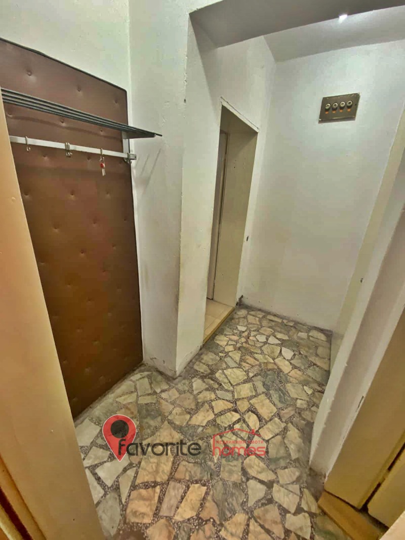 На продаж  1 спальня Шумен , Център , 53 кв.м | 11603126 - зображення [8]