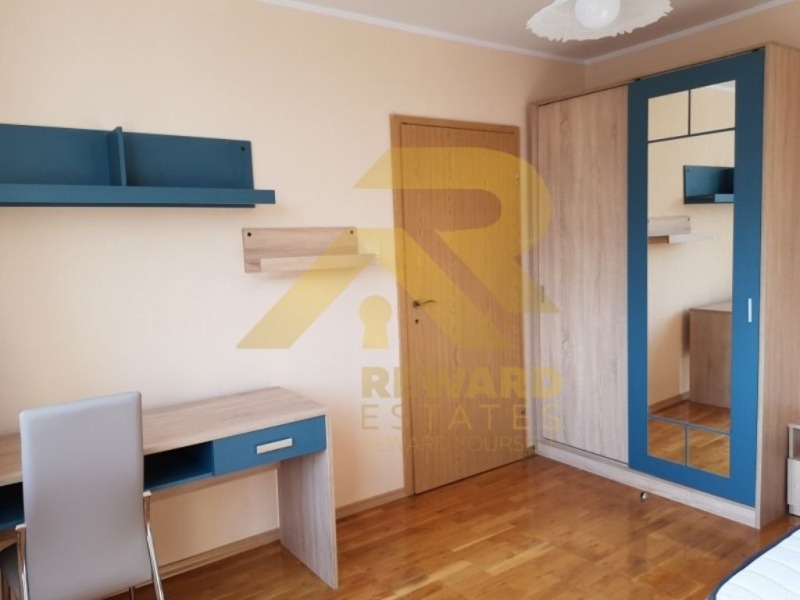 Продава  3-стаен град София , Света Троица , 100 кв.м | 66081133 - изображение [6]