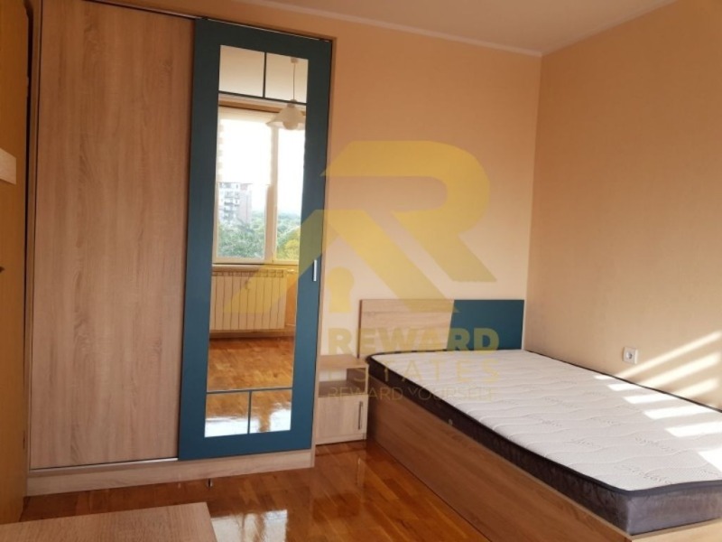 Продава  3-стаен град София , Света Троица , 100 кв.м | 66081133 - изображение [8]