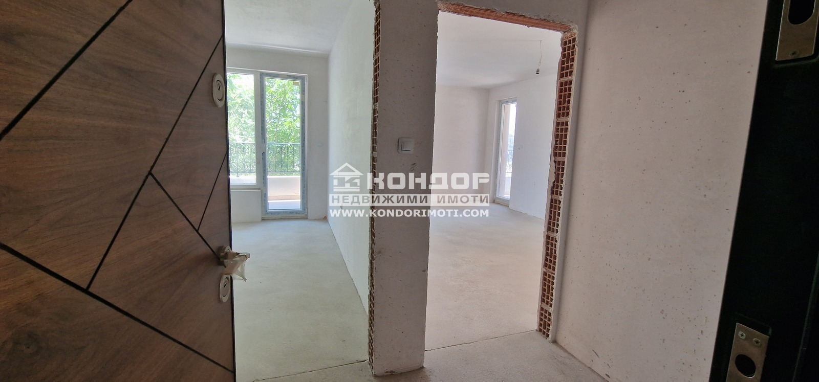 Продава 2-СТАЕН, гр. Пловдив, Въстанически, снимка 2 - Апартаменти - 49956135