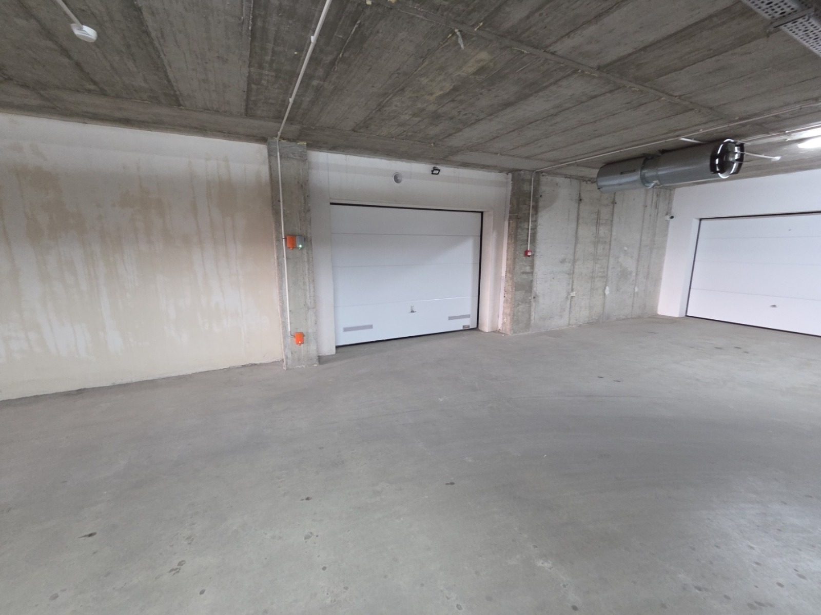 Продава ГАРАЖ, ПАРКОМЯСТО, гр. Пловдив, Тракия, снимка 2 - Гаражи и паркоместа - 53842511