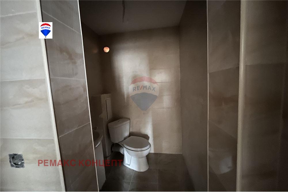 Продава ОФИС, гр. Шумен, Център, снимка 6 - Офиси - 54643524