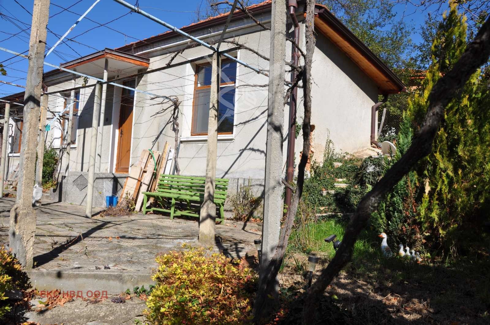 Продава КЪЩА, с. Мраченик, област Пловдив, снимка 2 - Къщи - 53920648