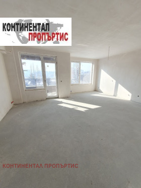 3-стаен град София, Овча купел 1