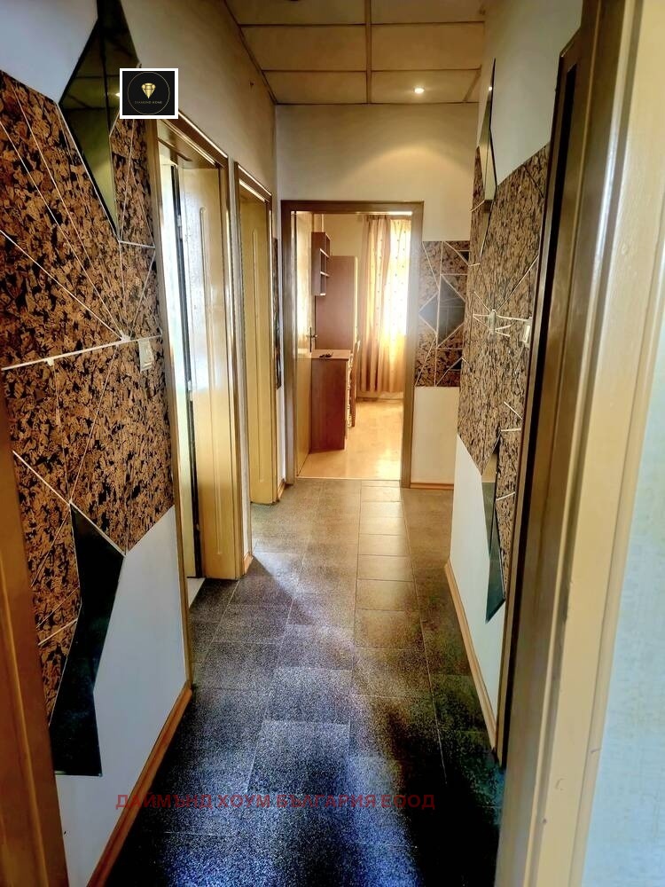 For Sale  2 bedroom Plovdiv , Tsentar , 92 sq.m | 22009397 - image [10]