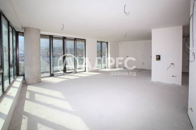 Продава МНОГОСТАЕН, гр. София, Кръстова вада