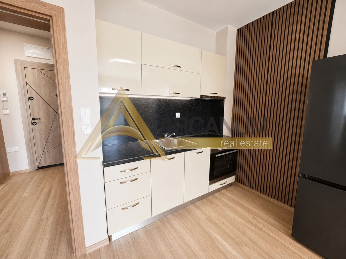 Продава 2-СТАЕН, гр. Варна, к.к. Св.Св. Константин и Елена, снимка 2 - Апартаменти - 56066258