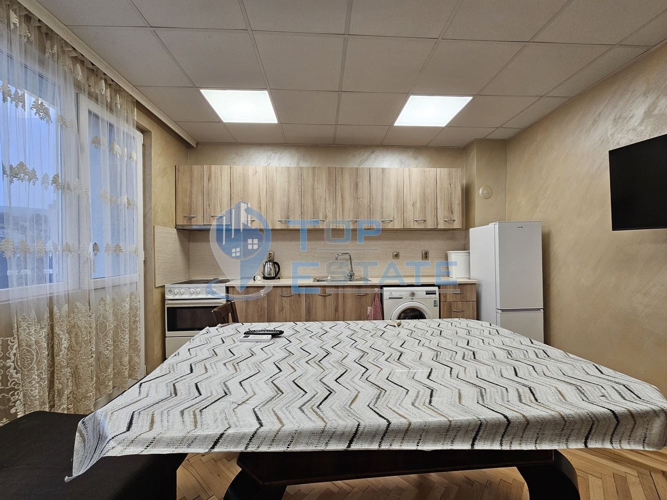 Продава 3-СТАЕН, гр. Горна Оряховица, област Велико Търново, снимка 3 - Апартаменти - 53523404