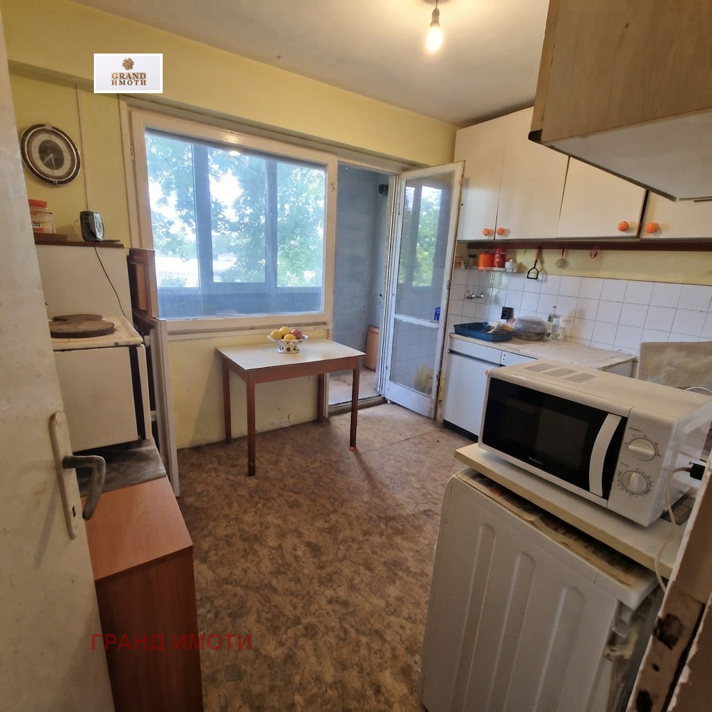 Продава 3-СТАЕН, гр. Русе, Здравец Изток, снимка 8 - Апартаменти - 55153009