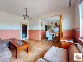 2 camere da letto Tsentar, Veliko Tarnovo 1