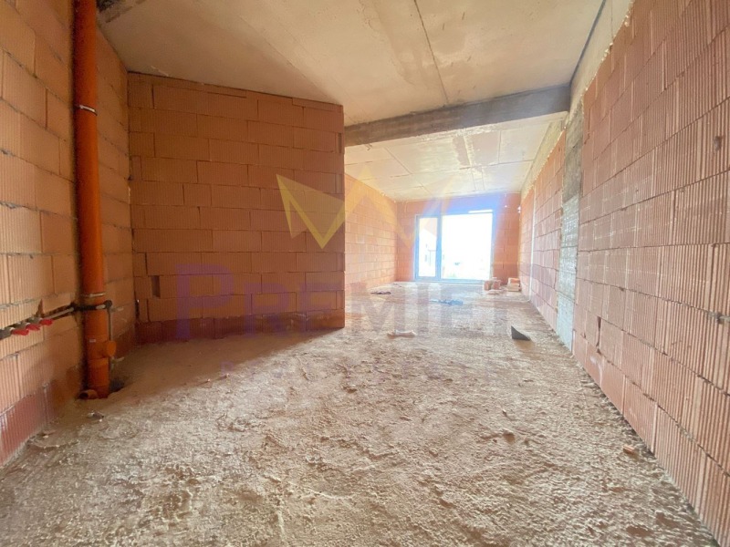 Na sprzedaż  1 sypialnia Warna , Briz , 92 mkw | 89827596 - obraz [2]