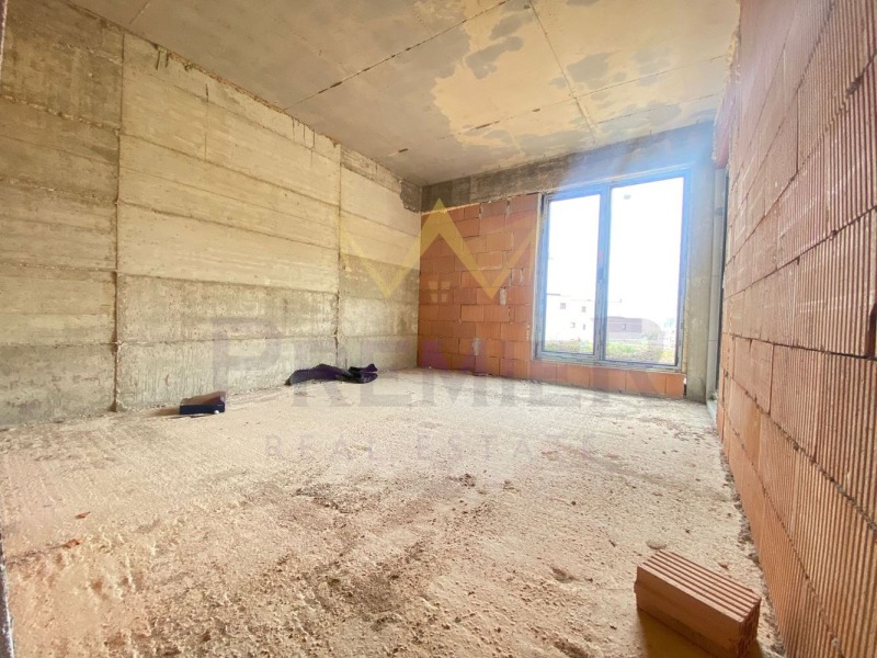 Na sprzedaż  1 sypialnia Warna , Briz , 92 mkw | 89827596 - obraz [3]