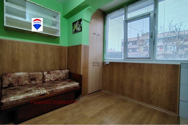 Продава 2-СТАЕН, гр. Шумен, Болницата, снимка 6 - Апартаменти - 52536725