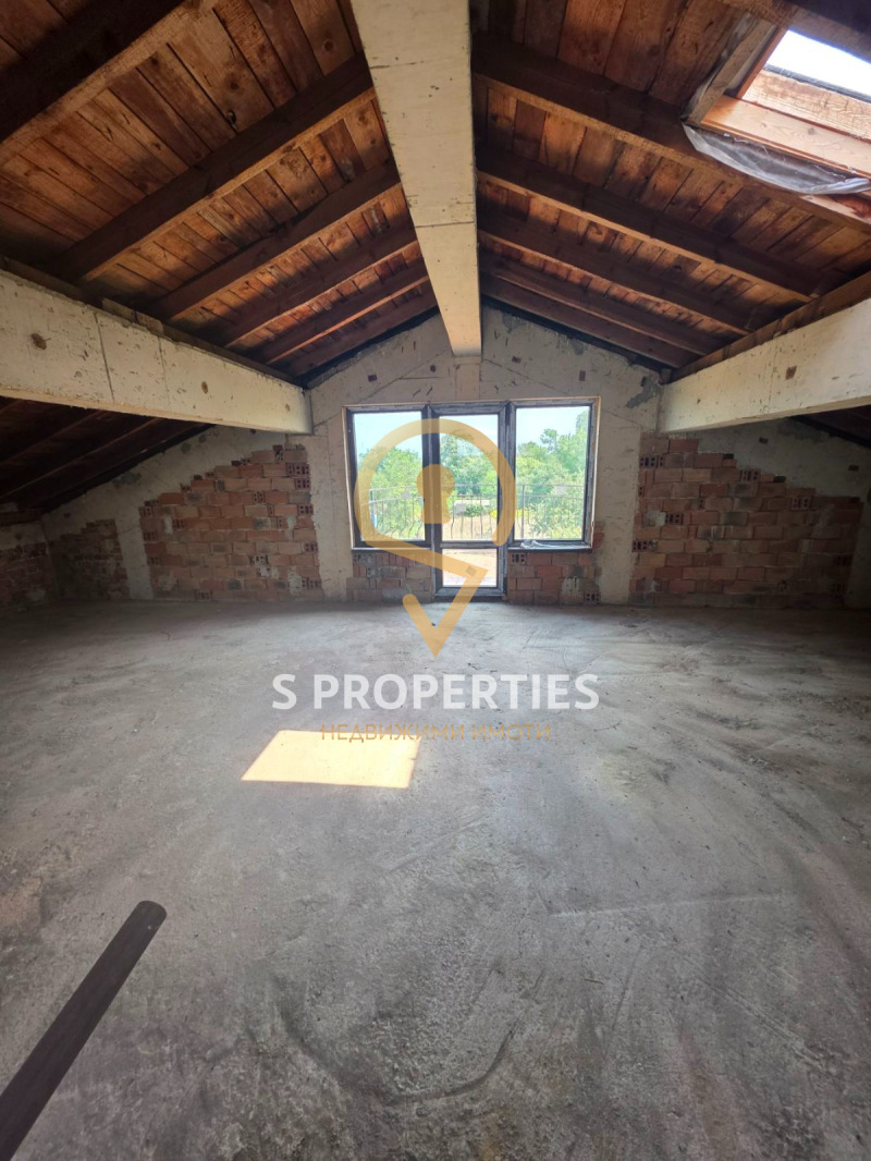 Till salu  Hus region Varna , Ravna gora , 245 kvm | 36941926 - bild [9]