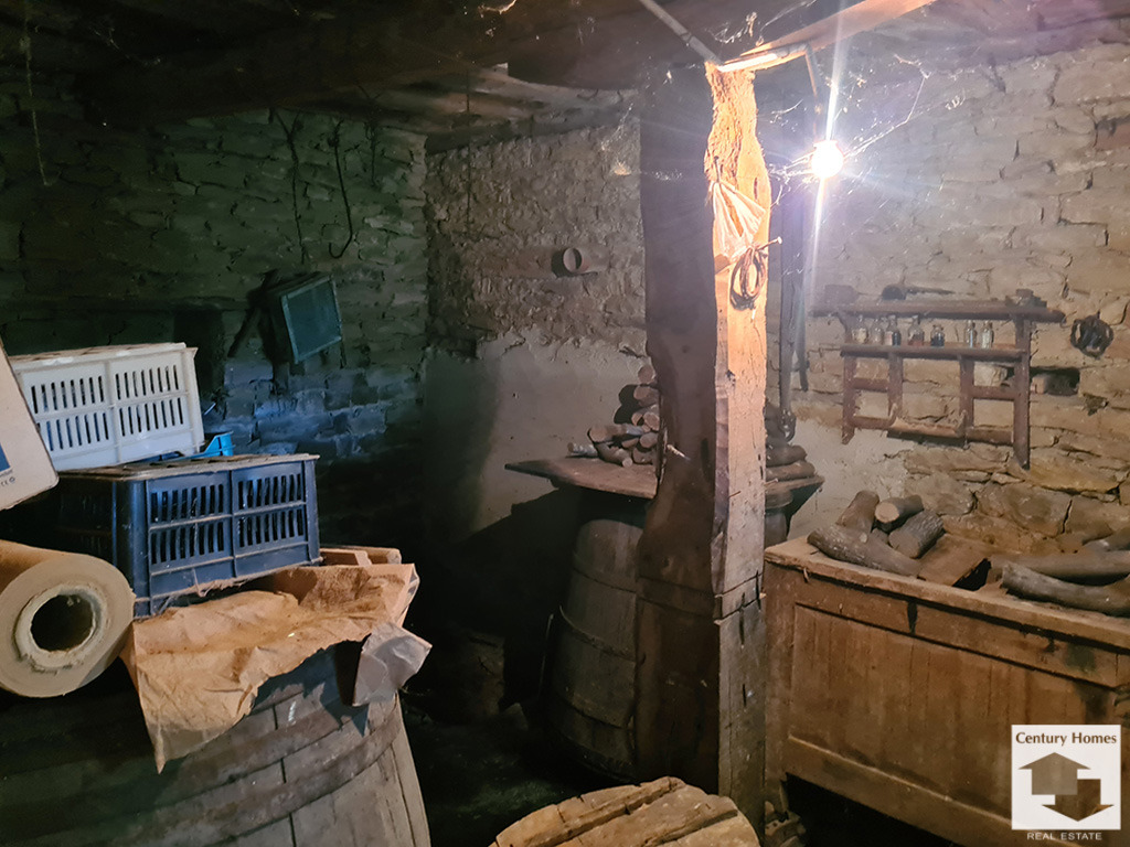 Продава КЪЩА, с. Димча, област Велико Търново, снимка 15 - Къщи - 55103616