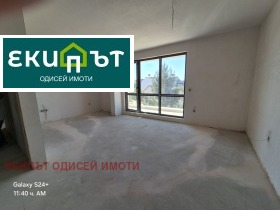 Продава 3-стаен град Варна Колхозен пазар - [1] 