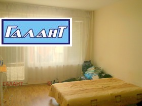 2 Schlafzimmer Lewski 1, Warna 1