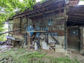 Продажба на имоти в с. Велчево, област Велико Търново - изображение 1 