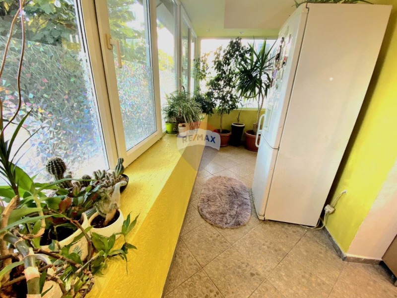 Продава  3-стаен град Варна , Възраждане 2 , 86 кв.м | 52032076 - изображение [5]