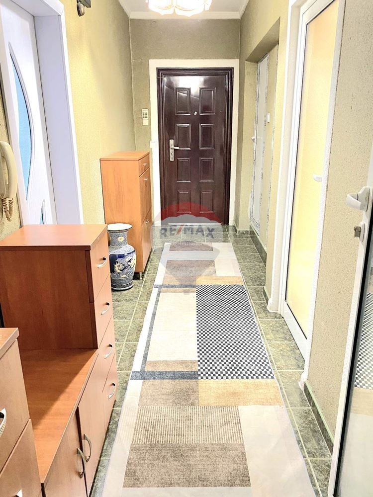 Продава  3-стаен град Варна , Възраждане 2 , 86 кв.м | 52032076 - изображение [17]