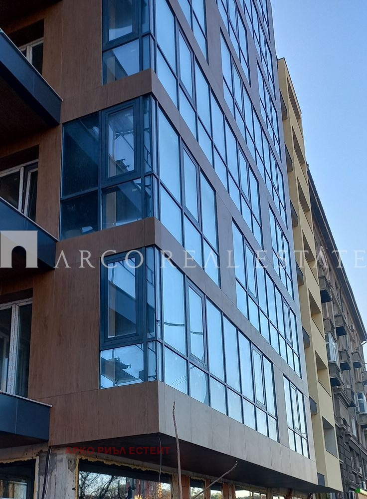 Продава 3-СТАЕН, гр. София, Център, снимка 2 - Апартаменти - 53825424