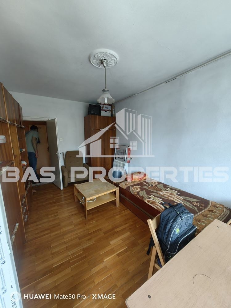 Продава МНОГОСТАЕН, гр. Велико Търново, Бузлуджа, снимка 8 - Апартаменти - 56078841
