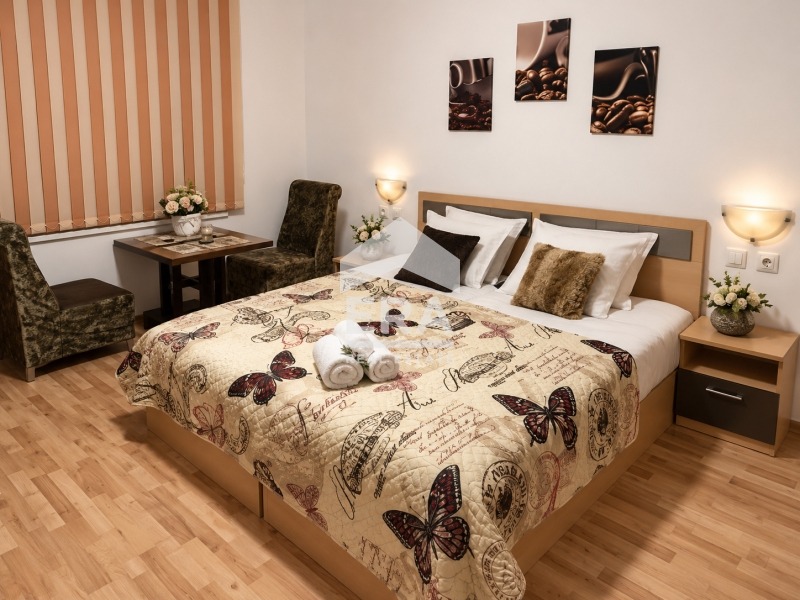 Продава ХОТЕЛ, с. Минерални бани, област Хасково, снимка 5 - Хотели - 56138075